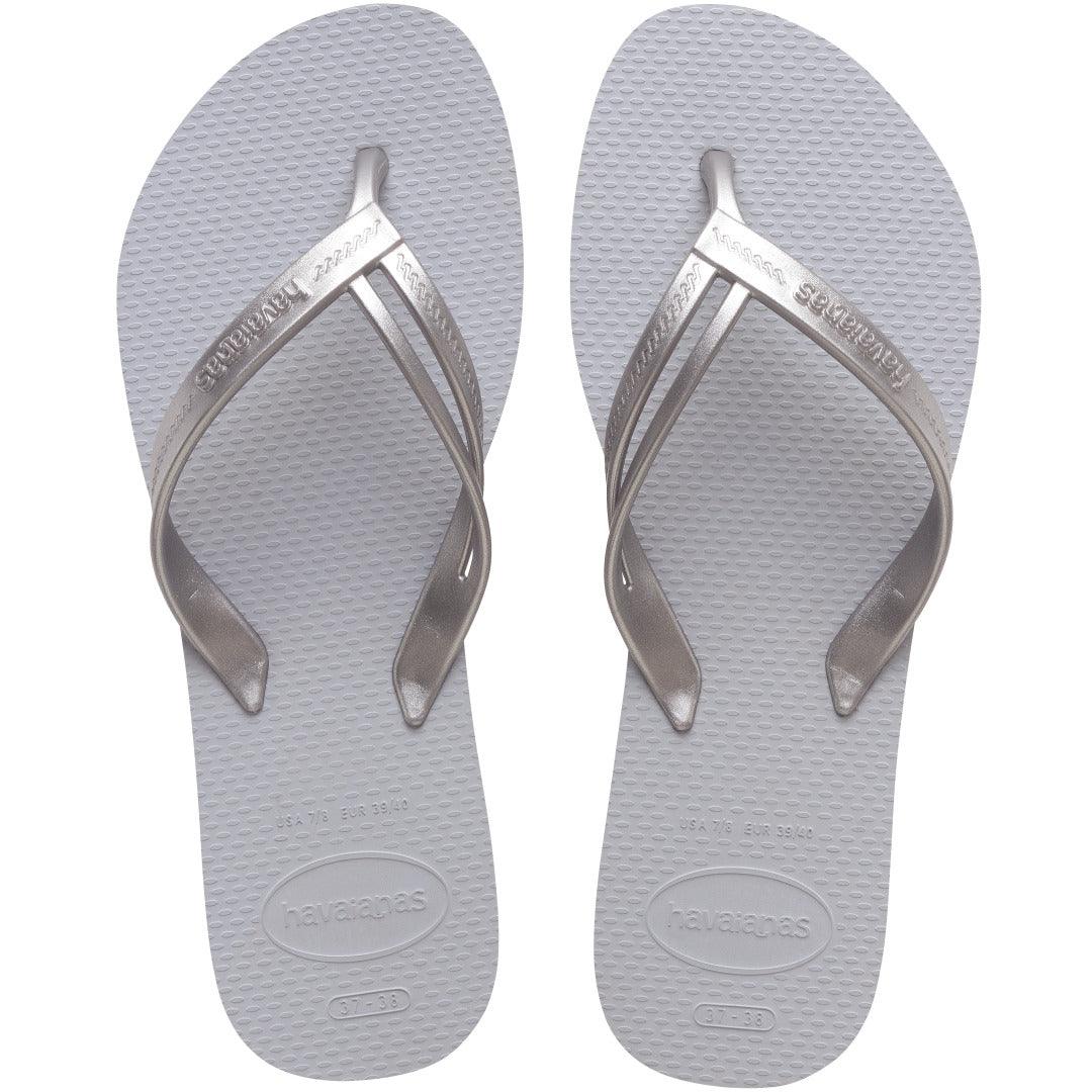 Chinelo  Elegance Feminino com Tiras Metalizadas: Conforto e Estilo Sofisticado