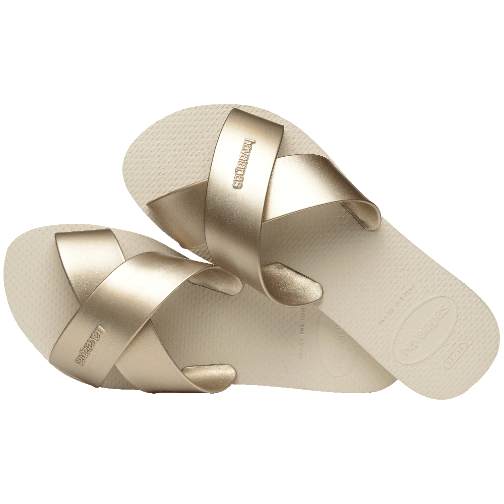 Rasteirinha  Aqua Metallic: Conforto e Estilo Metalizado para Seus Pés